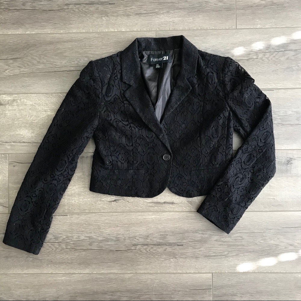 Forever 21 Lace Cropped Blazer